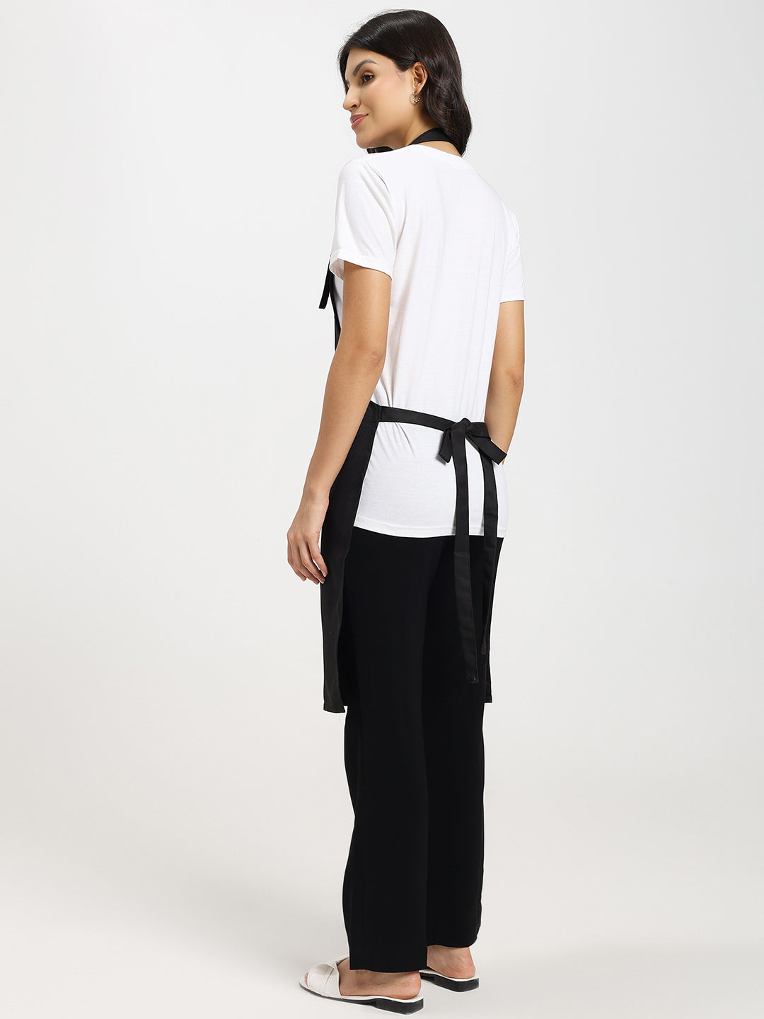 Black Kitchen Apron with adjustable Strap & Utility Pocket