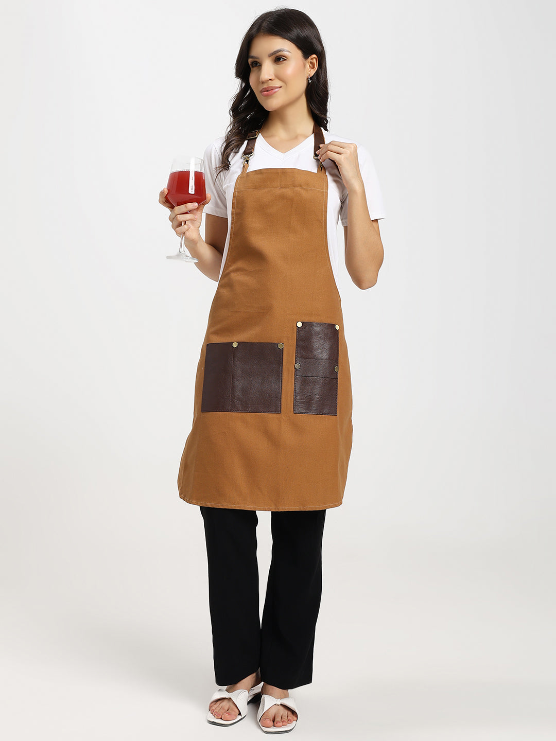 Premium Bartender Service Apron with Genuine Leather Pockets and Belt