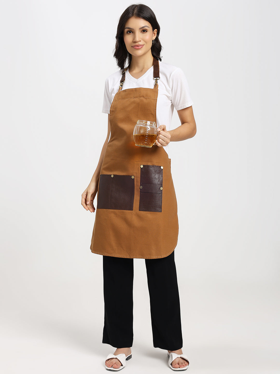 Premium Bartender Service Apron with Genuine Leather Pockets and Belt